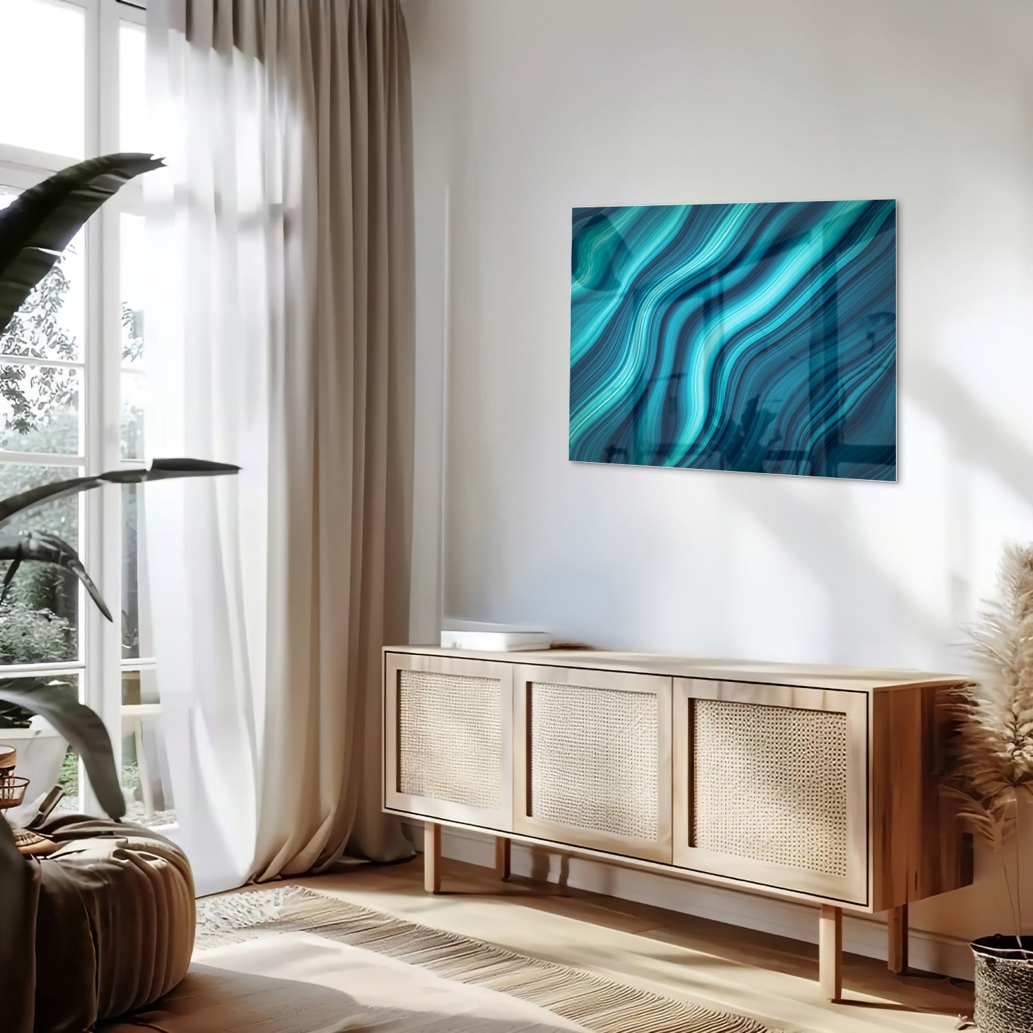 Moderne glazen schilderij met blauwe en groene golven aan de muur
