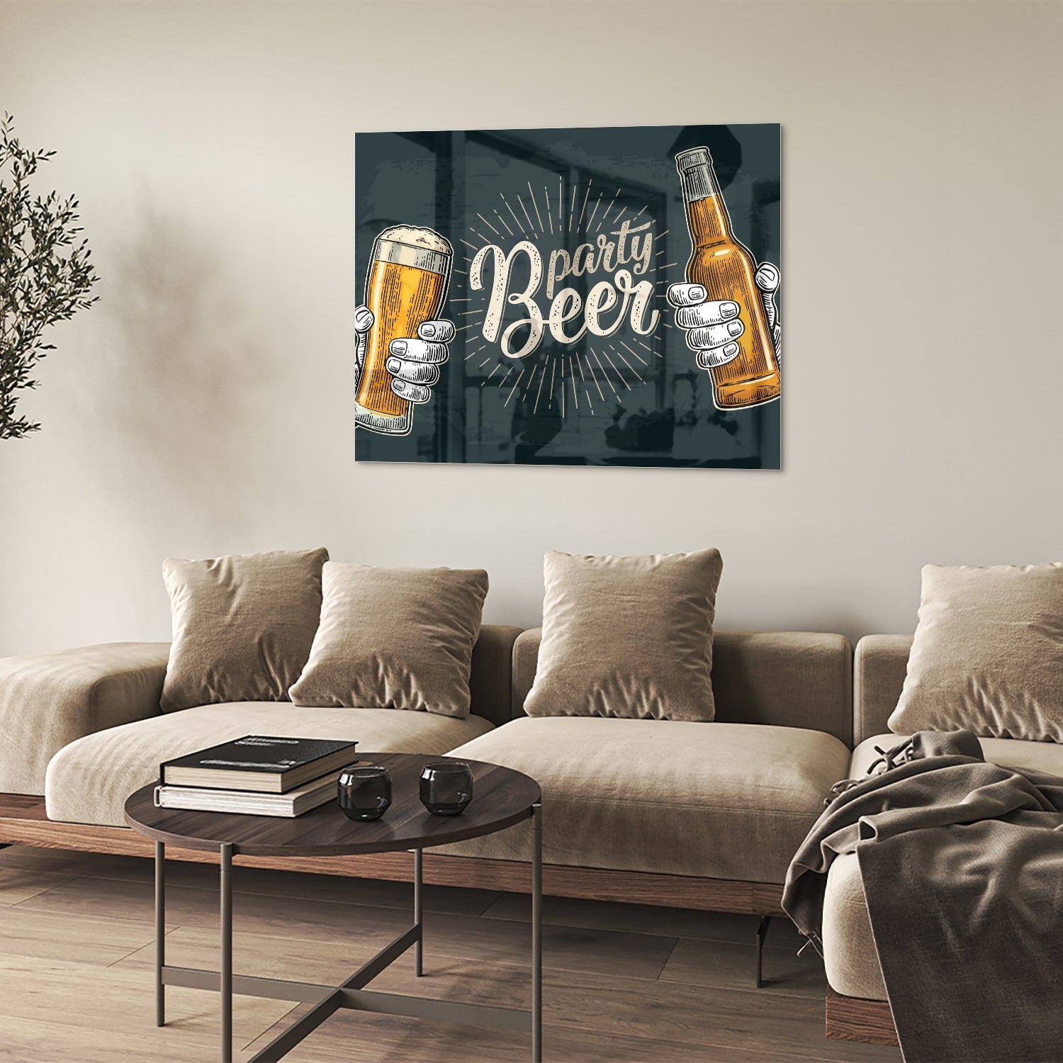 Feestelijk glazen schilderij met twee handen die bier vasthouden.
