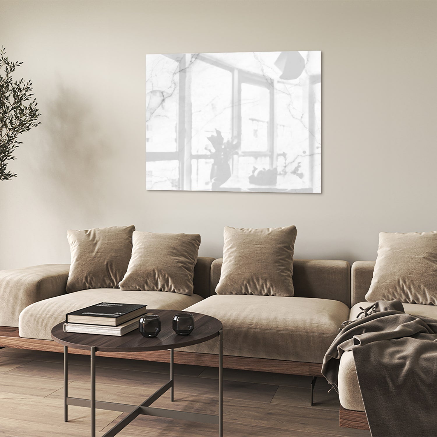 Minimalistisch glazen schilderij met marmerstructuren in moderne woonkamer