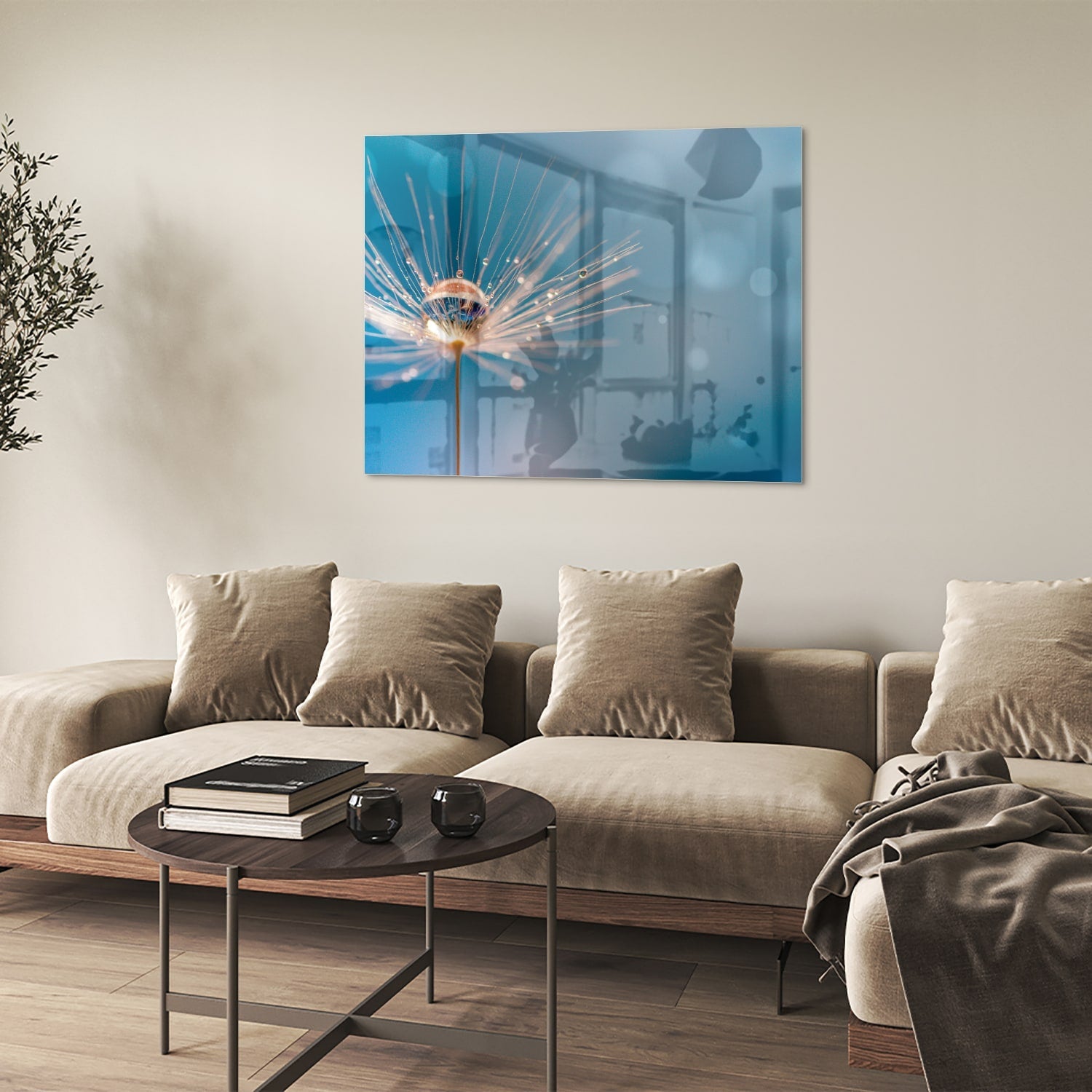 Glazen schilderij van een dandelion op een blauwe achtergrond