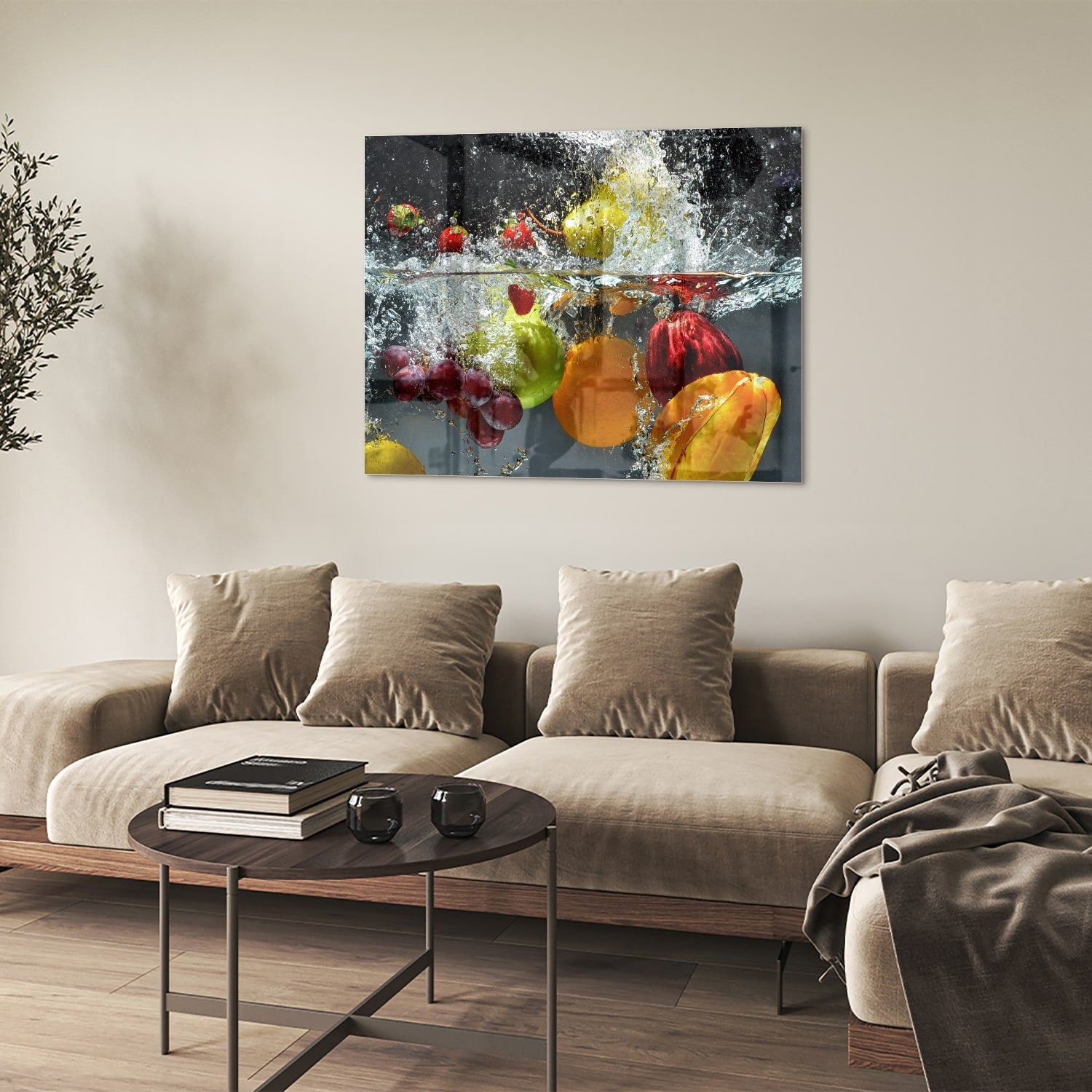 Glazen schilderij met kleurrijk fruit en sprankelend water