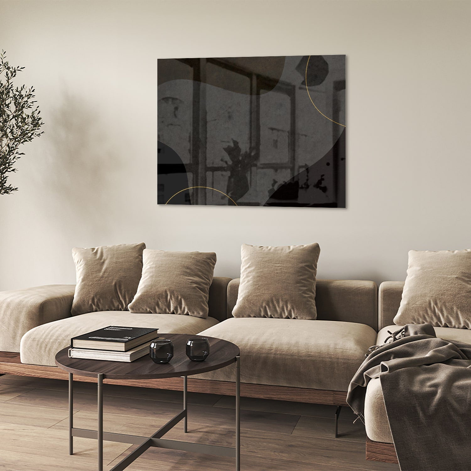 Moderne glas schilderij met abstracte zwarte vormen en gouden lijnen
