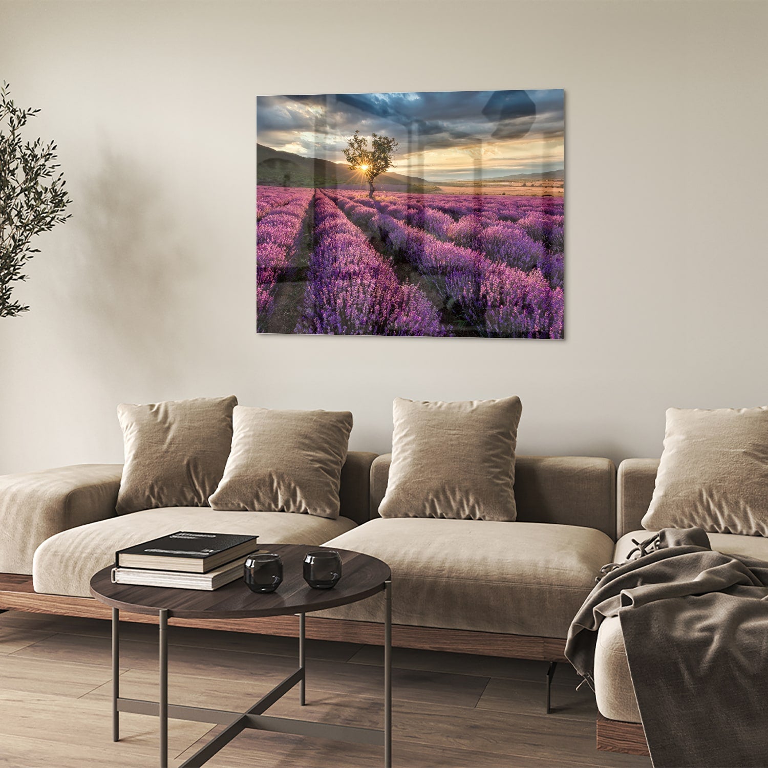 Glazen schilderij van paarse lavendelvelden tijdens de zonsondergang
