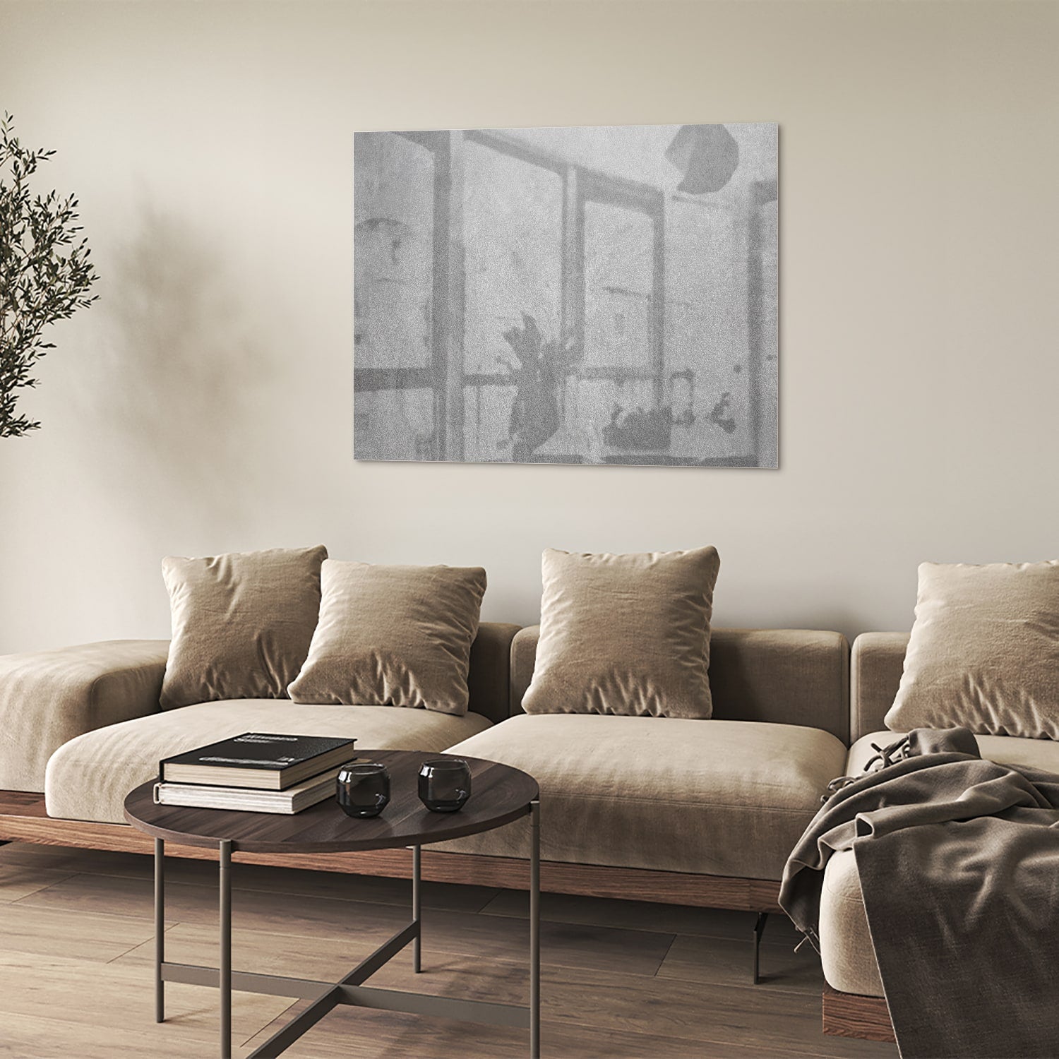 Minimalistisch glazen schilderij met handafdrukken aan de muur.
