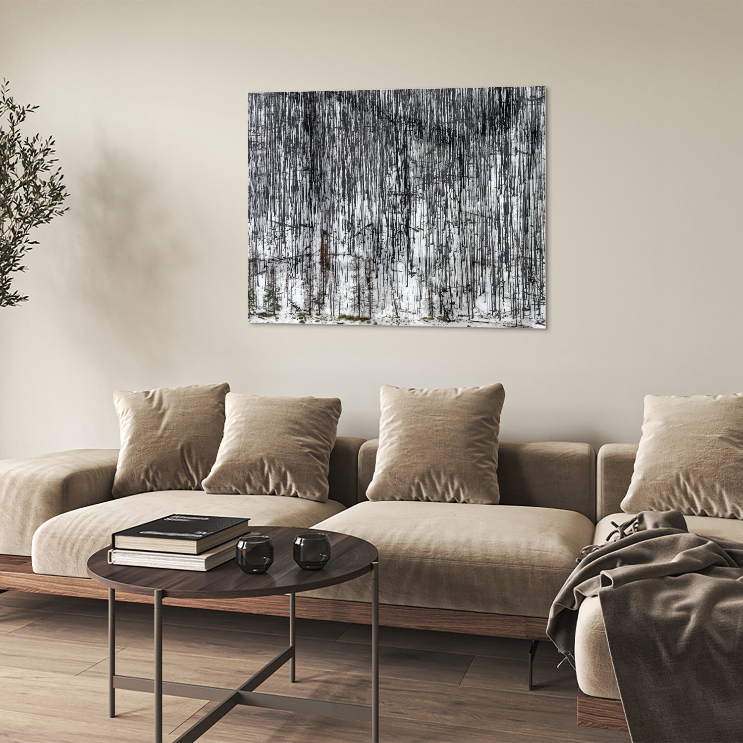 Minimalistisch glazen schilderij met een boslandschap, perfect voor moderne interieurs.