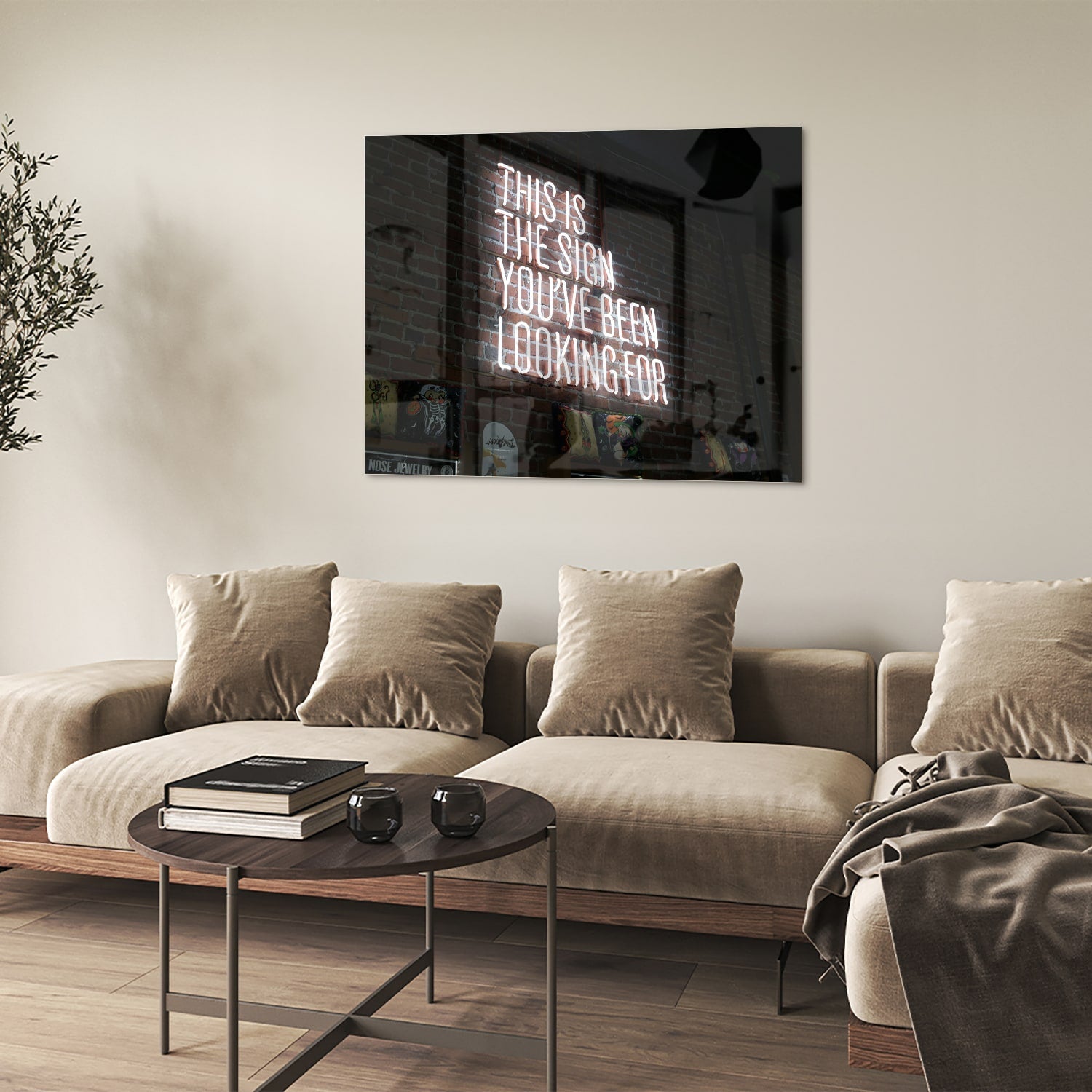 Glazen schilderij met inspirerende tekst in een modern interieur.