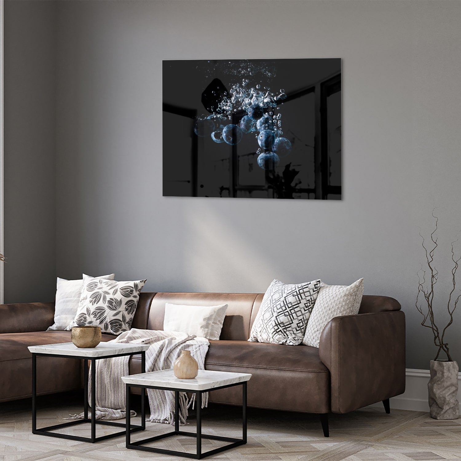 Abstract glazen schilderij met luchtbellen in zwart water