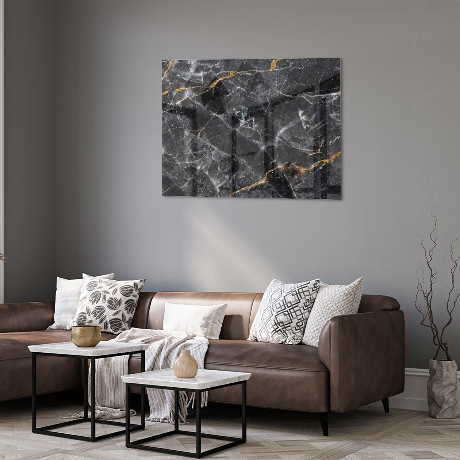 Elegant glazen schilderij met marmerpatroon in zwart en goud