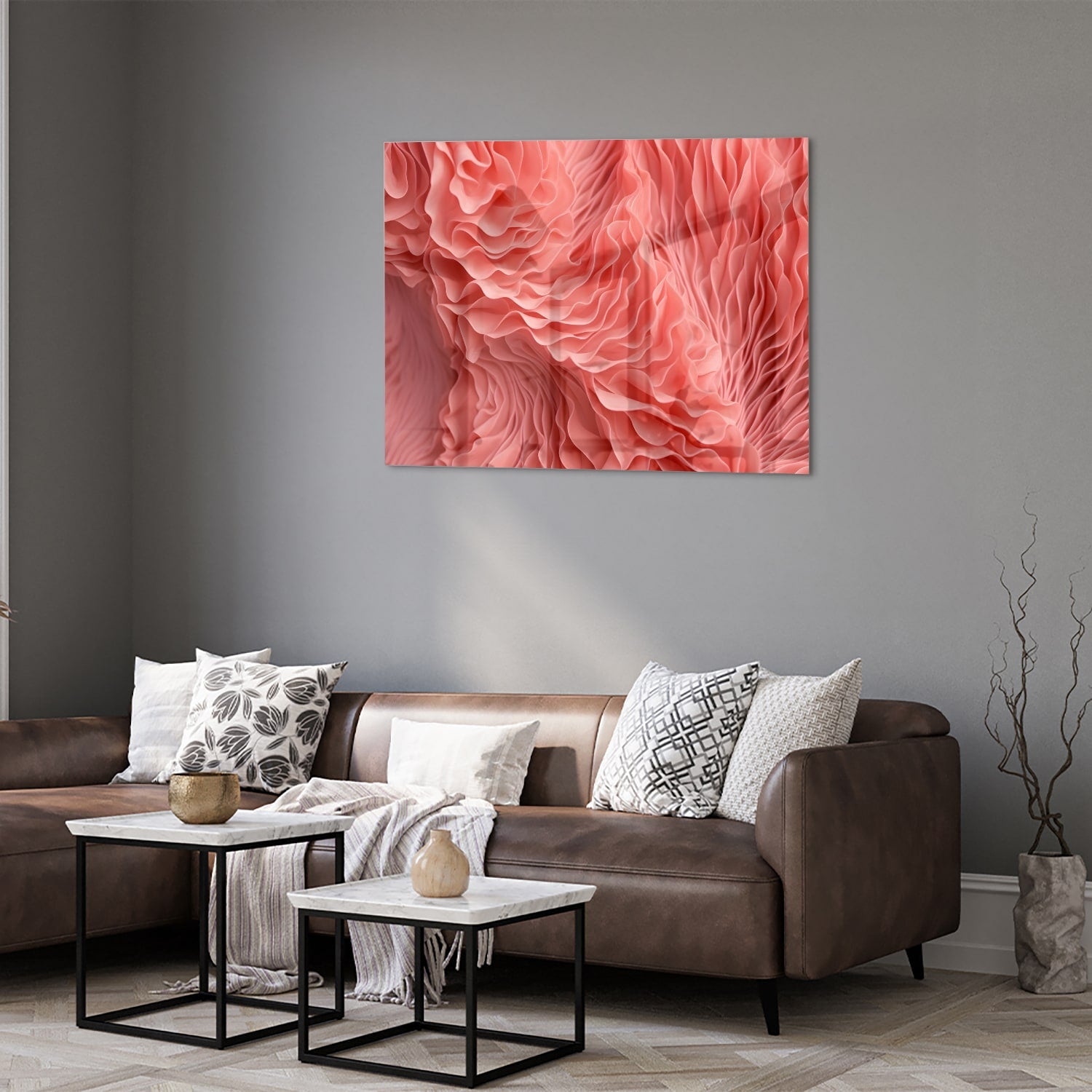 Abstract glazen schilderij in roze met golvende patronen, perfect voor wanddecoratie.