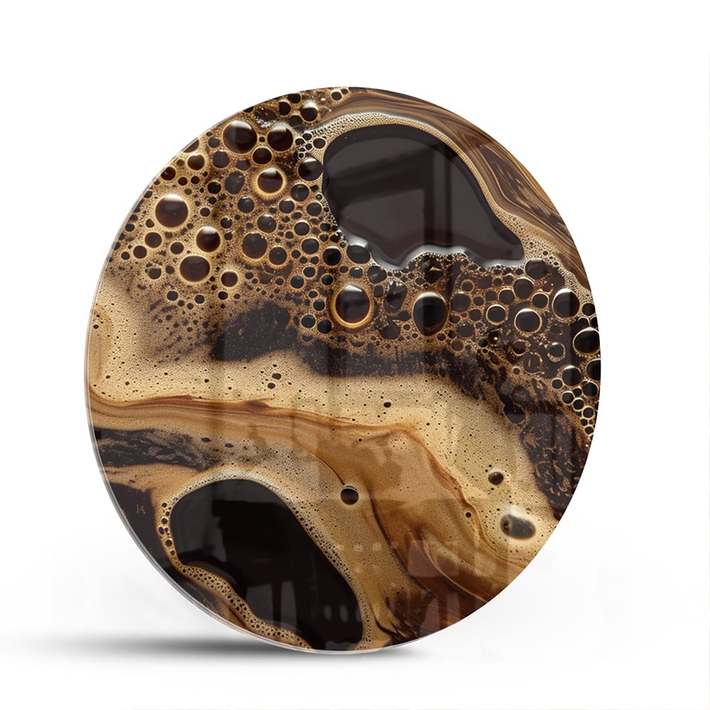 Abstract glazen schilderij met aardse kleuren en organische vormen, geschikt voor moderne interieurs.