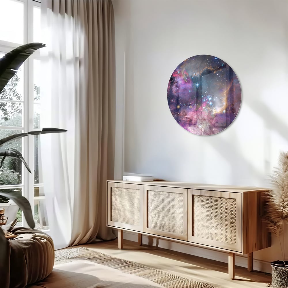 Glazen schilderij met een prachtig universum en sterren op een wand