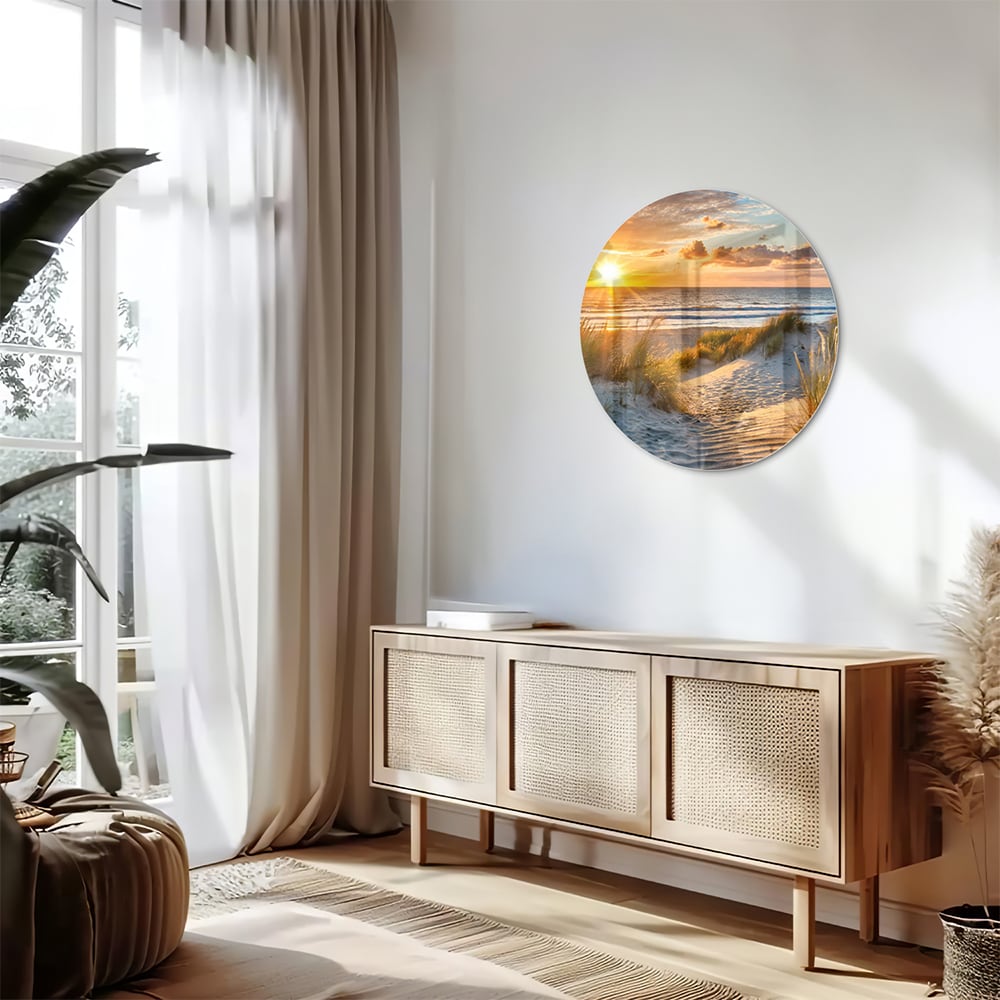 Glazen schilderij van een zonsondergang bij het strand met duinen en gras