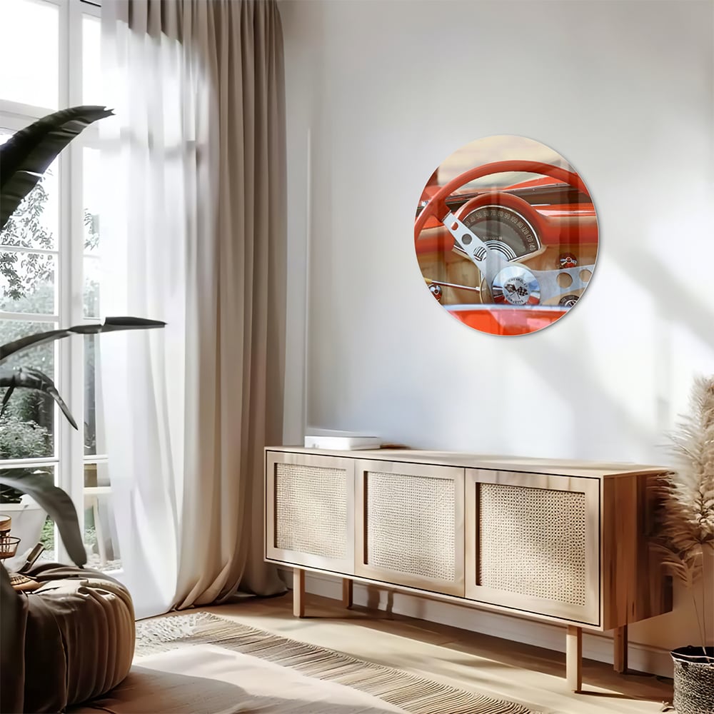 Glazen schilderij van een retro auto interieur met een rood stuur