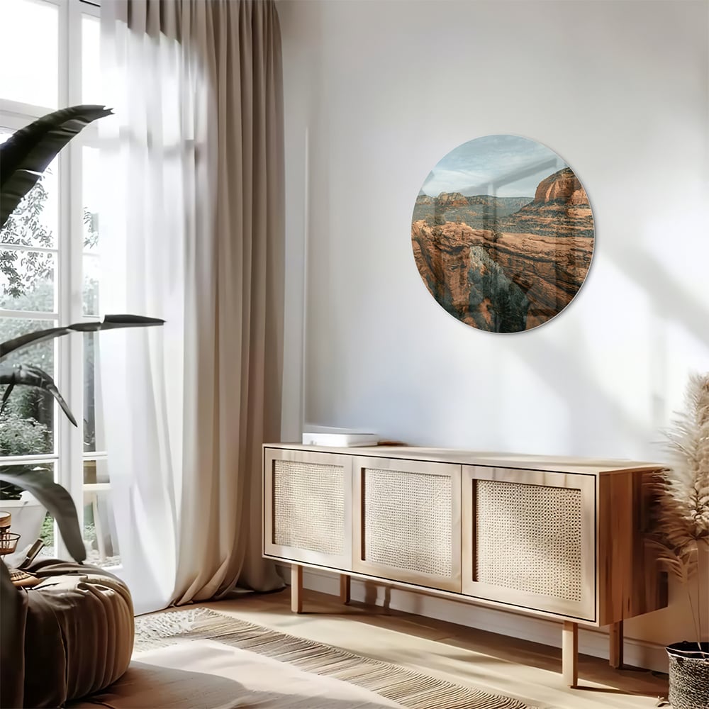 Glazen schilderij van berglandschap in warme aardetinten