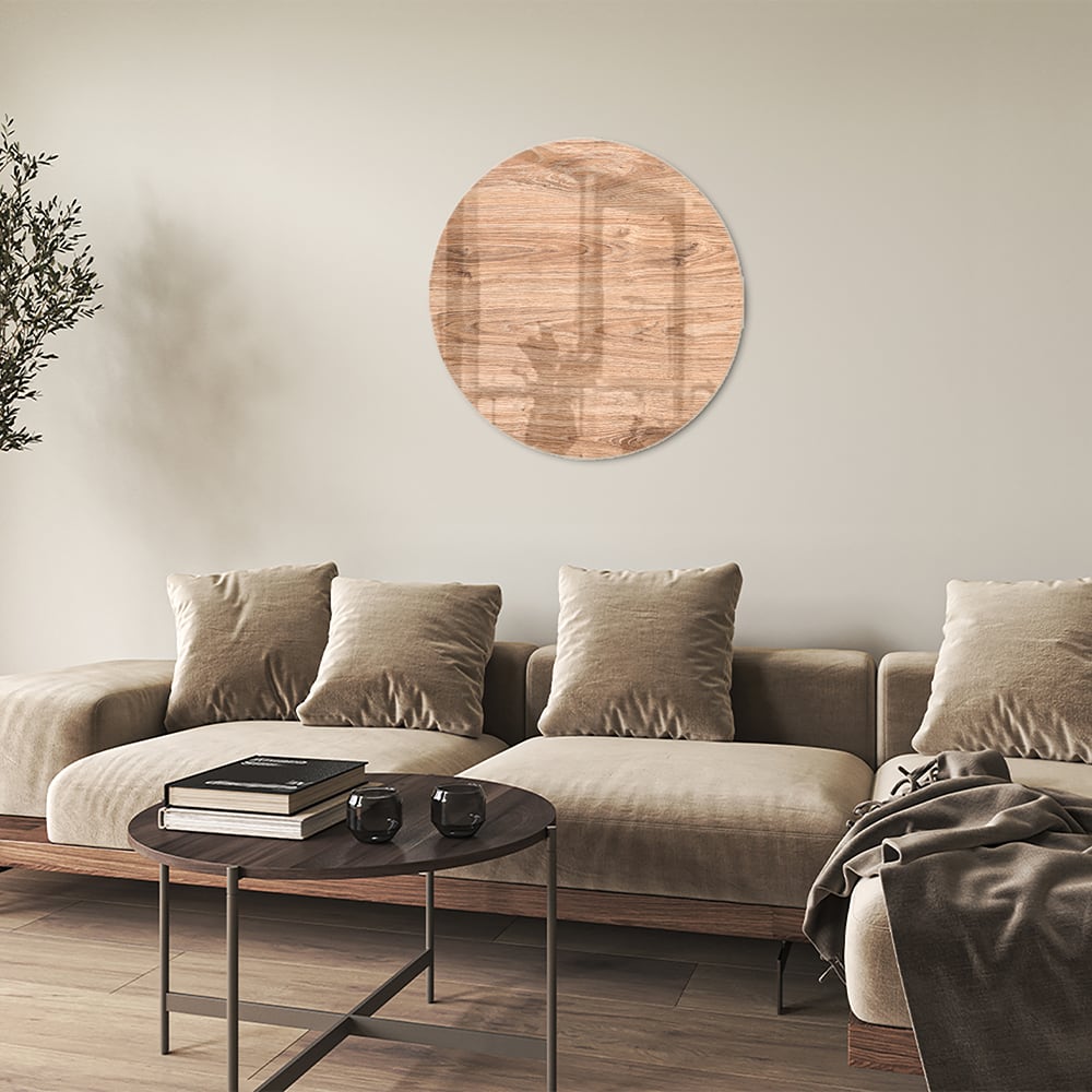 Glazen schilderij met een natuurlijke houtlook boven een moderne kast