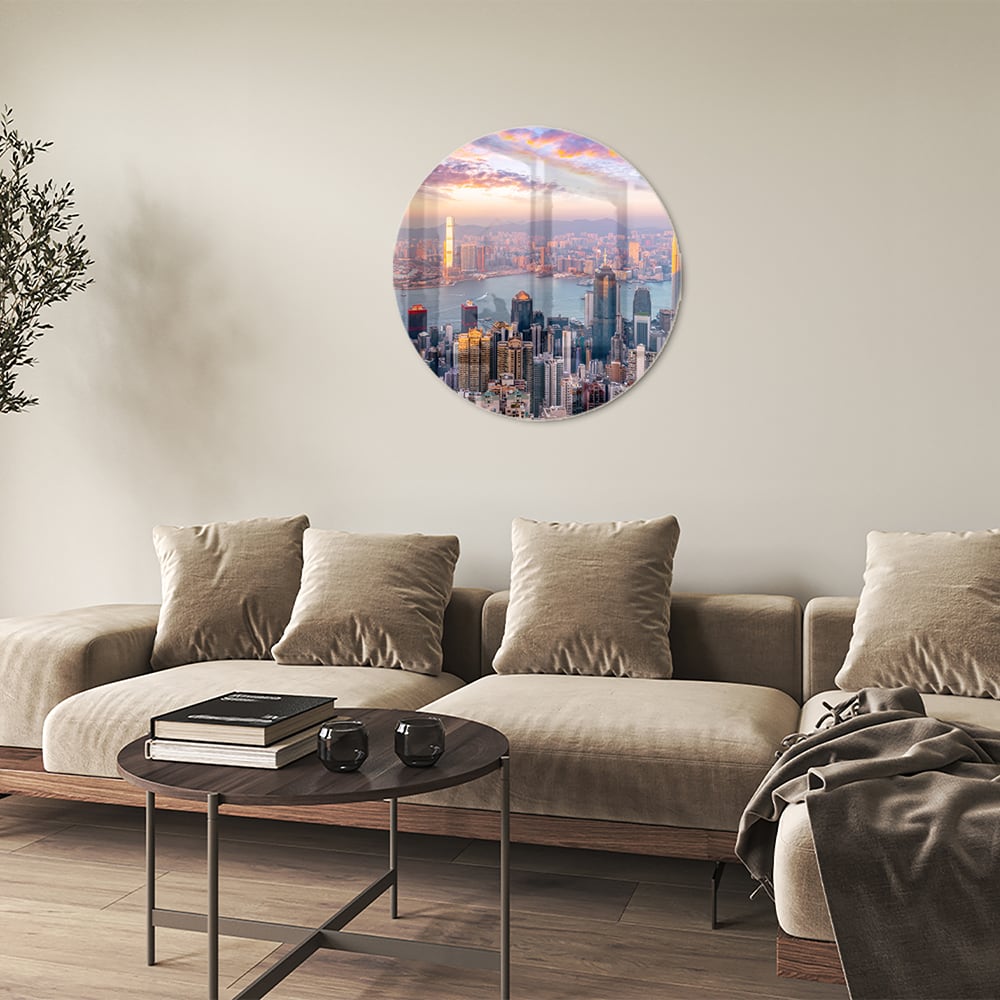 Glazen schilderij van een stadsgezicht met zonsondergang, perfect voor inrichting