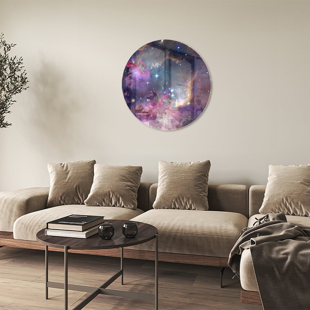 Glazen schilderij met een prachtig universum en sterren op een wand