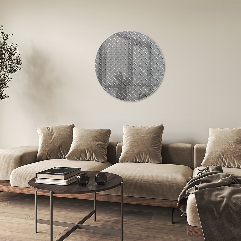 Industrile glazen schilderij met ruitpatroon aan de muur in een modern interieur.