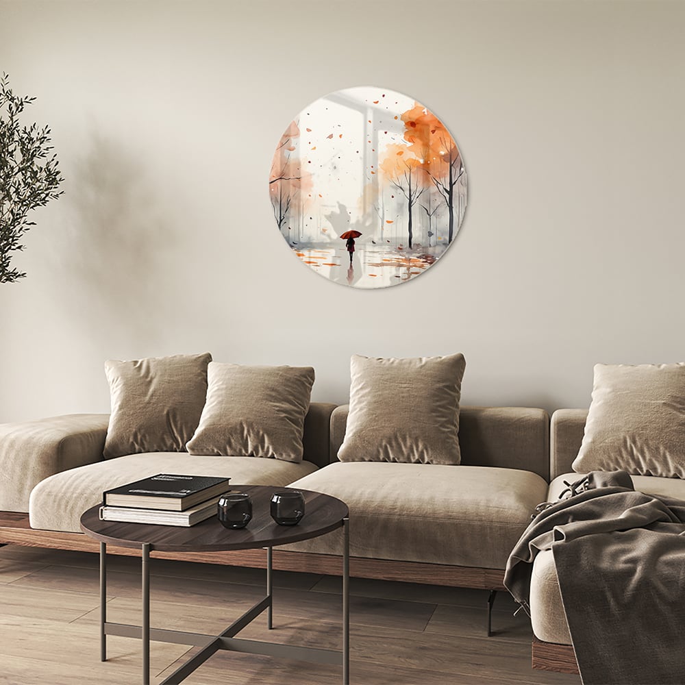 Glazen schilderij van een herfstlandschap met een wandelaar en kleurrijke bomen.